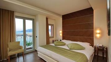 Superior Double Room, Balcony, Sea View | In-room safe, blackout drapes, iron/ironing board, free WiFi
