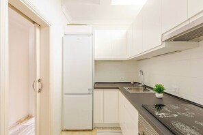 Villa, 5 Bedrooms, Accessible, Private Pool | Interior