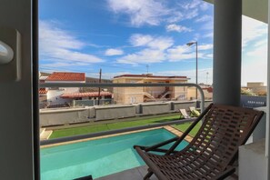 Vila, 5 quartos, acessível, piscina particular | Piscina | Piscina externa