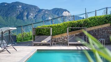 Außenpool (je nach Saison geöffnet)