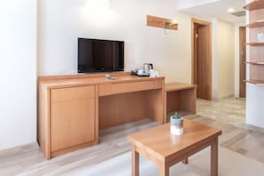 Cots/infant beds