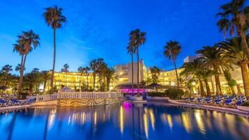 Piscina a l'aire lliure
