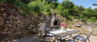 Sea-View Holiday Home Just 50m from the Beach