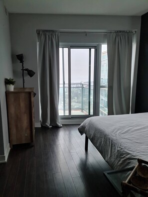 2 dormitorios, tabla de planchar con plancha, wifi y ropa de cama