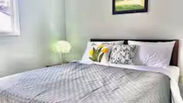 3 bedrooms, WiFi, bed sheets