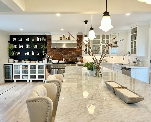 Ofen, Herdplatte, Geschirrspüler