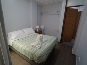 2 makuuhuonetta, Wi-Fi, vuodevaatteet