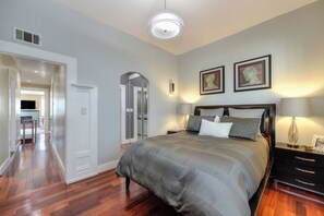 3 Schlafzimmer, Bügeleisen/Bügelbrett, WLAN, Bettwäsche