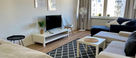 Comfort Apartment, 2 Bedrooms, City View | Iron/ironing board, free WiFi