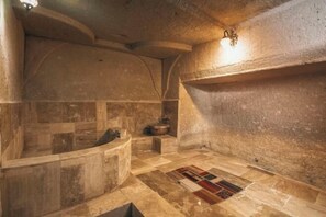 Soundproofing, iron/ironing board - Sierra Cave Cappadocia (Goreme)