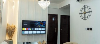 Modern 2BR Apartment in Mwenge | Fast Wi-Fi, AC Tanzania dar es salaam