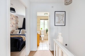 2 Schlafzimmer, Bügeleisen/Bügelbrett, Reisekinderbett, kostenloses WLAN