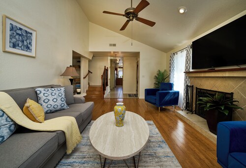 Coastal Gateway House-Family Retreat Near Monterey