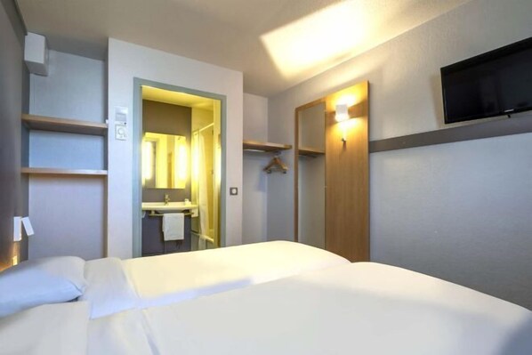 Room - B&B Hotel La Rochelle Angoulins sur mer (Angoulins)