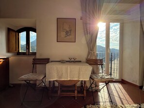 Apartment, Balcony, Sea View | Living area - Casa Vacanza Eos (Sperlonga)