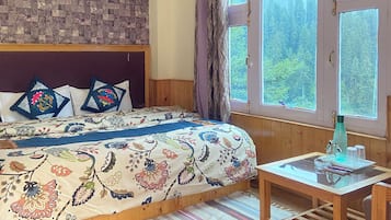 9 soverom, wi-fi (inkludert) og sengetøy