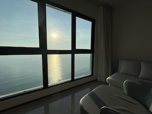 Beach/ocean view