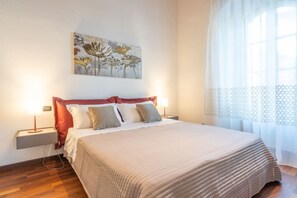 2 camere, ferro/asse da stiro, Wi-Fi gratuito, lenzuola