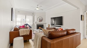 Smart TV, fireplace, stereo, offices