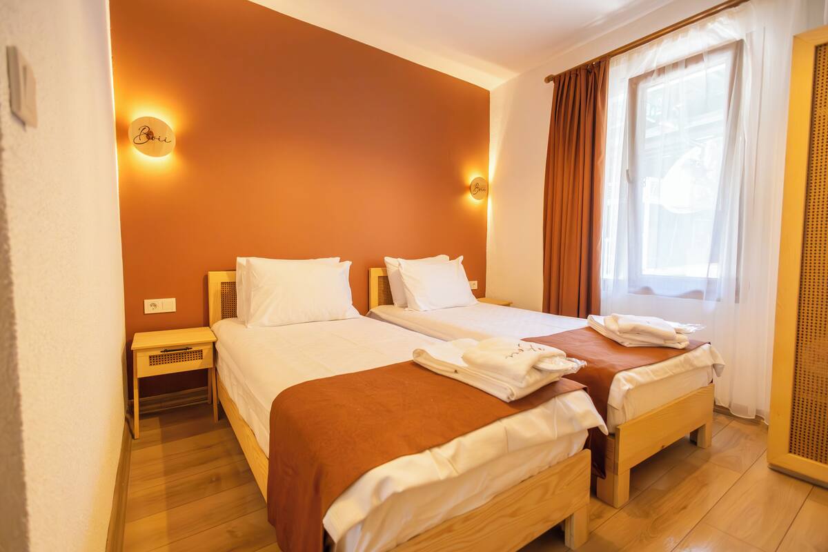 Comfort Twin Bed Room | 起居區