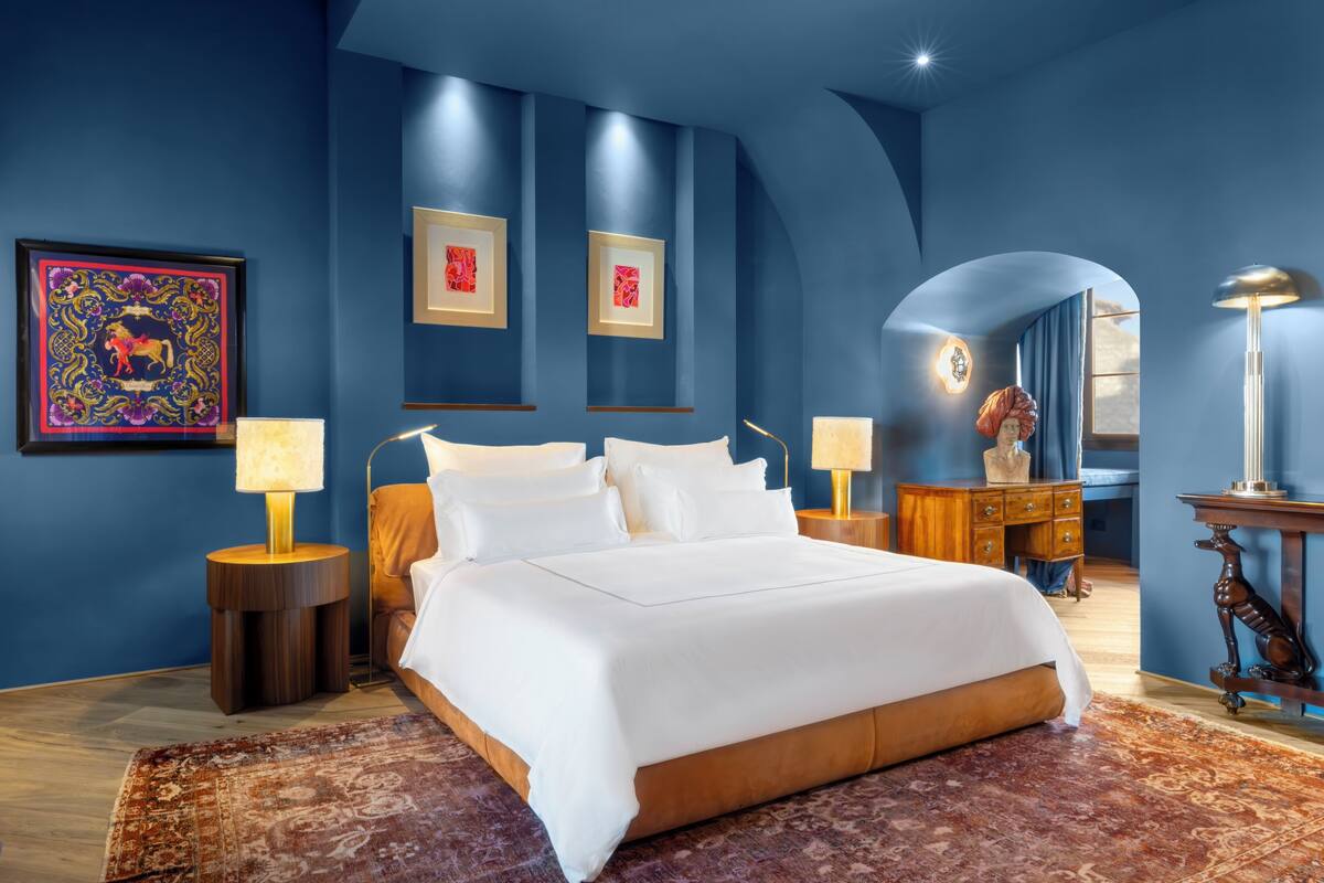 Florence Suite | เครื่องนอนระดับพรีเมียม, มินิบาร์, ตู้นิรภัยในห้องพัก, โต๊ะทำงาน