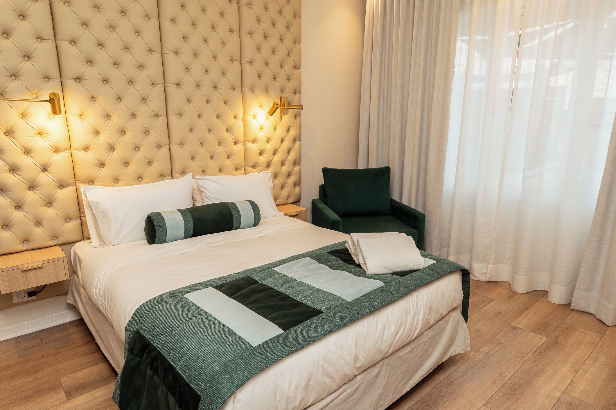 Comfort Double Room | In-room safe, desk, laptop workspace, blackout drapes