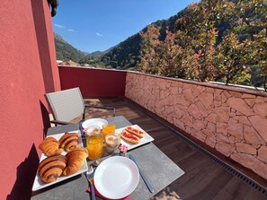 Outdoor dining - T2 air-conditioned + jacuzzi & parking - Domaine Baccia Donna Nice/Monaco (La Trinité)