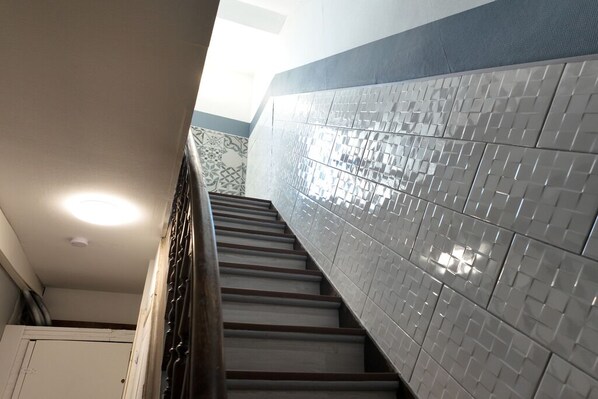 Interior - Bright city apartment with 2 private indoor parking spaces (Beuvrages)