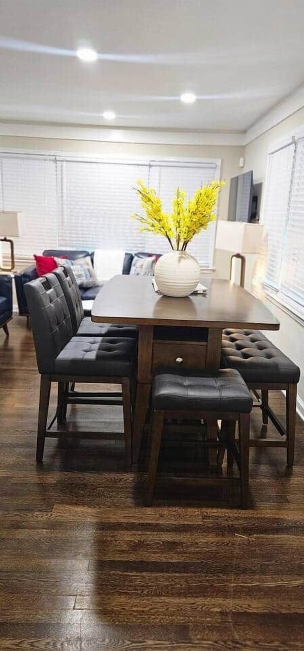 تناول الطعام