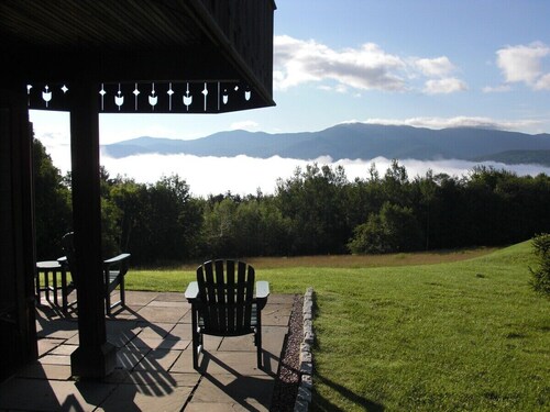 Beautiful Stowe VT Resort--Deluxe Guesthouse Available for Peak Summer Week