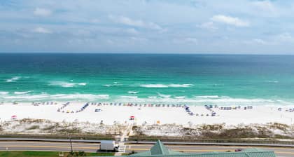 Maravilla Top Floor Gulf Front Condo on Miramar Beach-NEWLY RENOVATED