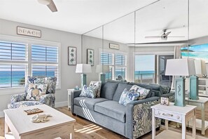 Älytelevisio, kirjoja, tulostin