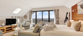 Captains Cove at The Fishing Boat inn