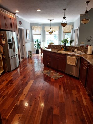 Microwave, oven, stovetop, dishwasher