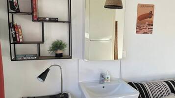 Asrama Umum, 1 kamar tidur | Interior