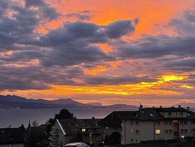 Room-independent Room With Stunning View