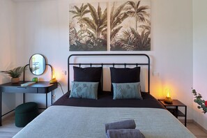 2 bedrooms, iron/ironing board, travel crib, WiFi