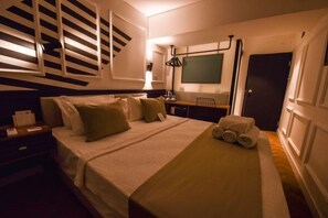 Cots/infant beds