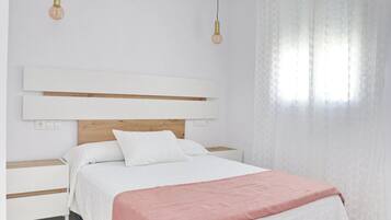 2 bedrooms, bed sheets