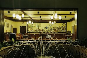 Dining - Jinja Nile Resort (Jinja)