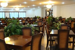 Restaurant - Jinja Nile Resort (Jinja)