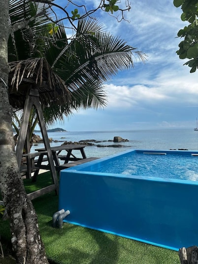 Perhentian Island Coralview Resort