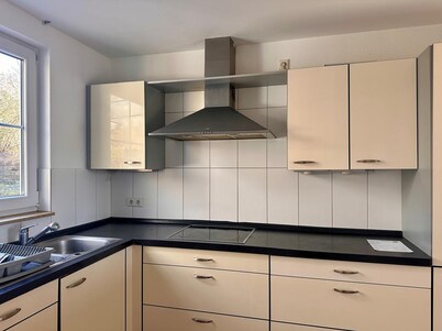 Attractive fitter and company accommodation in a central location - 12, Oberkochen