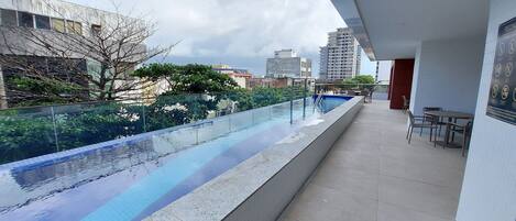 Utomhuspool