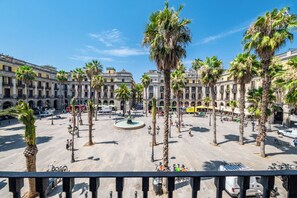 View from room - Hostal Ambos Mundos (Barcelona)