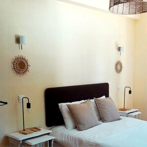 2 chambres, accès au Wi-Fi (inclus), literie fournie