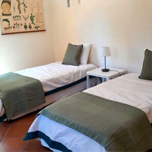 2 chambres, accès au Wi-Fi (inclus), literie fournie