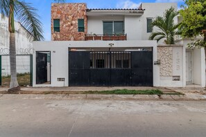 Biệt thự dành cho gia đình | Ngoại thất