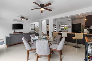 Biệt thự dành cho gia đình | Khu ăn uống