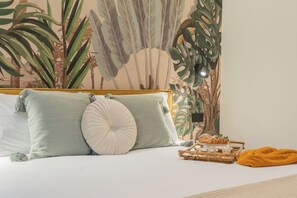 1 habitación, tabla de planchar con plancha, wifi gratis y ropa de cama 
